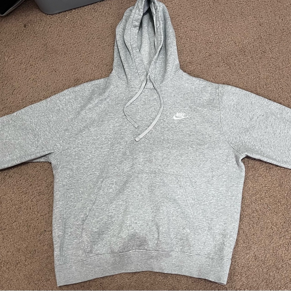 Nike Men's Light Gray Hoodie